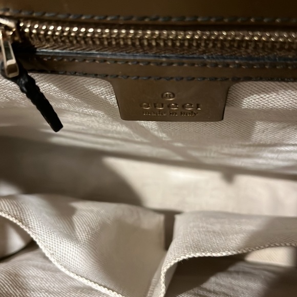 Authentic Gucci luxury bag - Picture 8 of 13